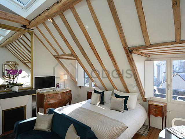 Studio meublé avec ascenseur, cheminée et concierge Saint Paul Paris 4°