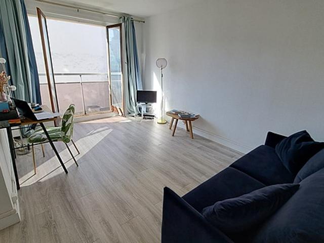 Studio meublé avec ascenseur, concierge et local à vélos Bastille Paris 11°