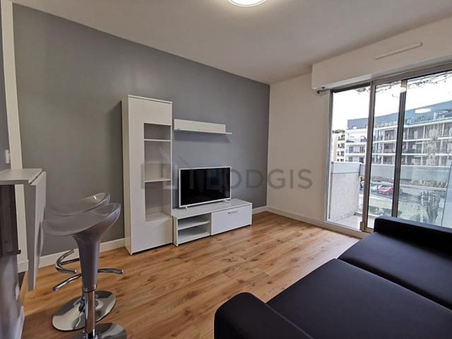 Studio meublé avec ascenseur Courbevoie 92400