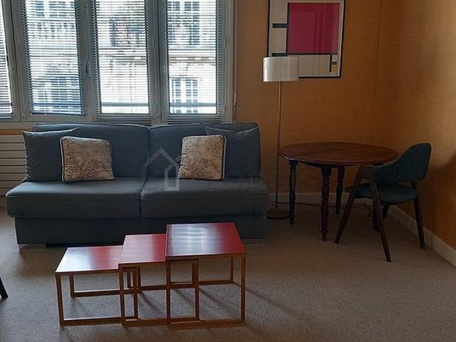 Studio meublé avec ascenseur et concierge Trocadéro Paris 16°