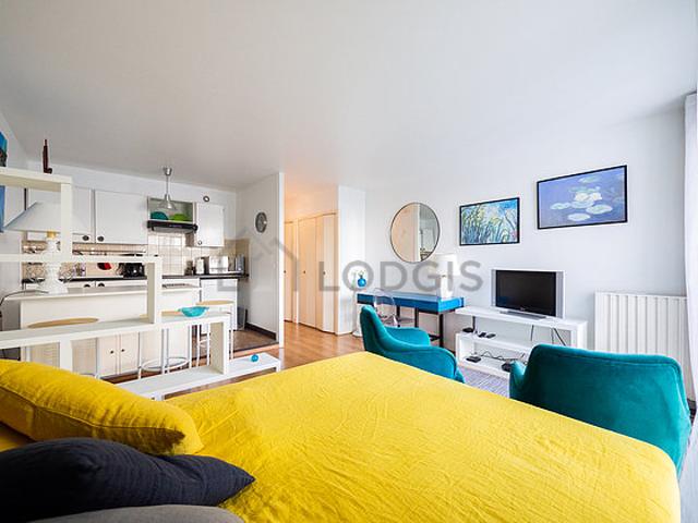 Studio meublé avec ascenseur et concierge Bastille Paris 11°