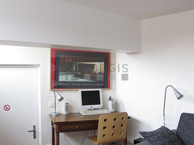 Studio meublé avec ascenseur et concierge Gare de l'Est Paris 10°