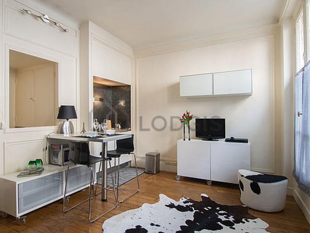 Studio meublé avec ascenseur et concierge La Muette Paris 16°