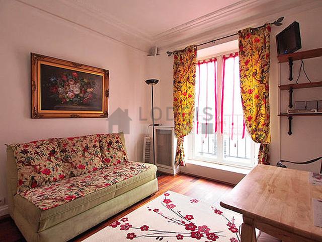 Studio meublé avec ascenseur et concierge Palais Royal Paris 1°