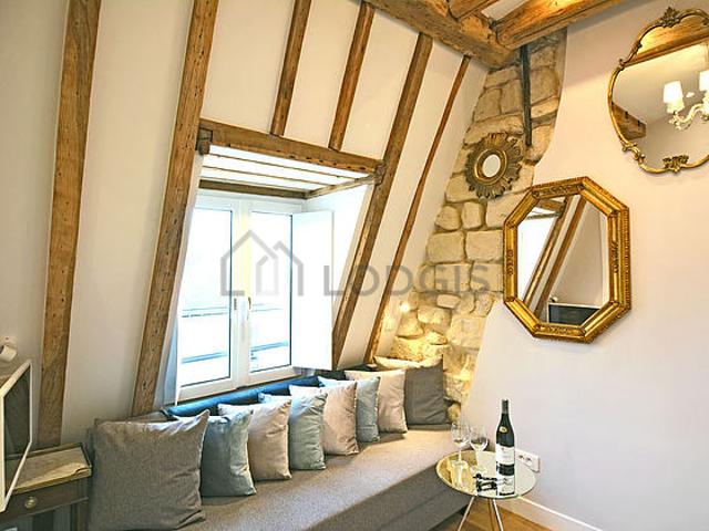 Studio meublé avec ascenseur et concierge Saint Paul Paris 4°