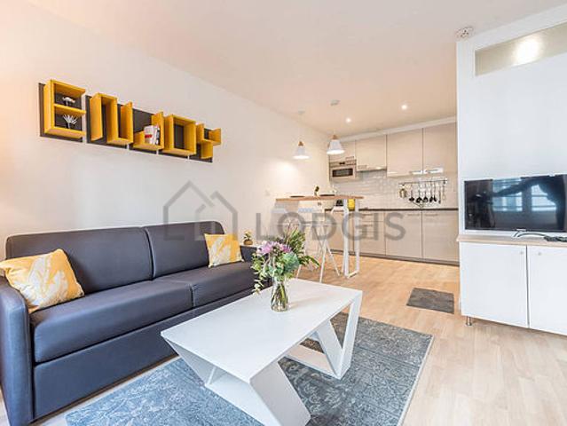 Studio meublé avec ascenseur et local à vélos Gare de l'Est Paris 10°