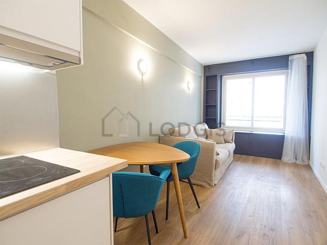 Studio meublé avec ascenseur et local à vélos La Muette Paris 16°