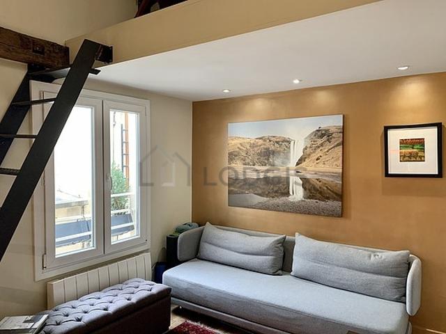 Studio meublé avec ascenseur Gare de l'Est Paris 10°