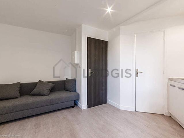 Studio meublé avec ascenseur Porte de Versailles Paris 15°