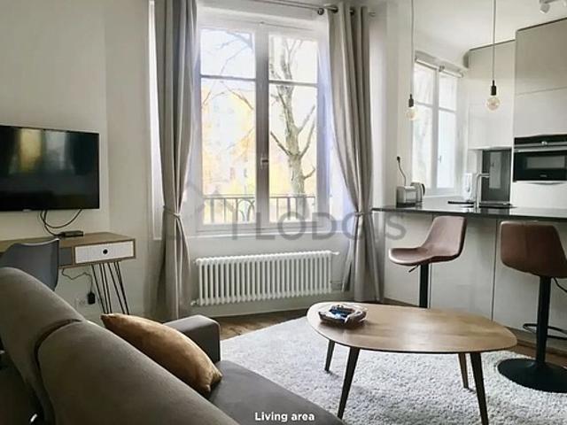Studio meublé avec ascenseur Vaugirard Paris 15°