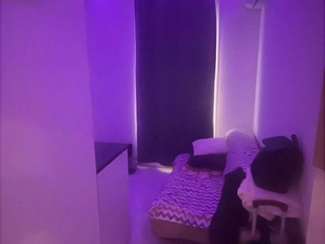 Studio meublé avec balcon