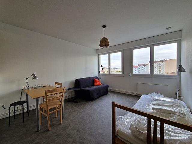 Studio meublé avec garage et ascenseur Lyon 3°
