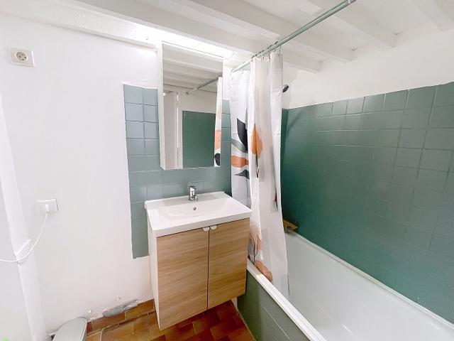 Studio meublé avec mezzanine au calme, centre ville Aix, proche Cours Sextius