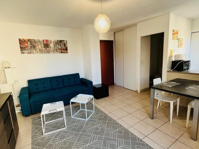Studio meublé avec parking