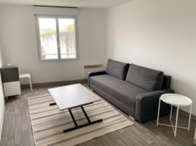 Studio meublé avec parking