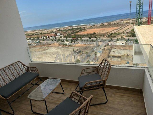 Studio meuble avec piscine et vue sur mer