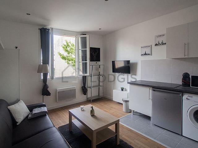 Studio meublé avec place de parking en option Colombes 92700