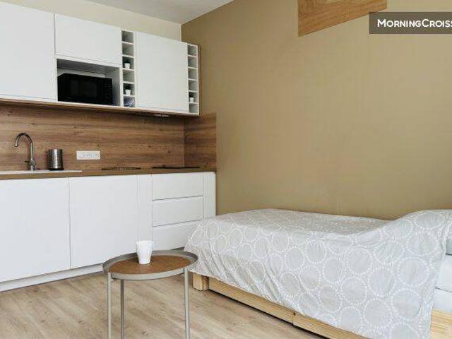 Studio meublé avec prestations
