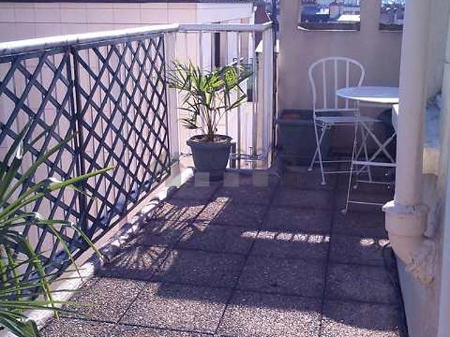 Studio meublé avec terrasse, ascenseur et concierge Auteuil Paris 16°