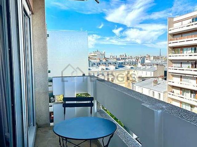 Studio meublé avec terrasse et ascenseur Bastille Paris 11°