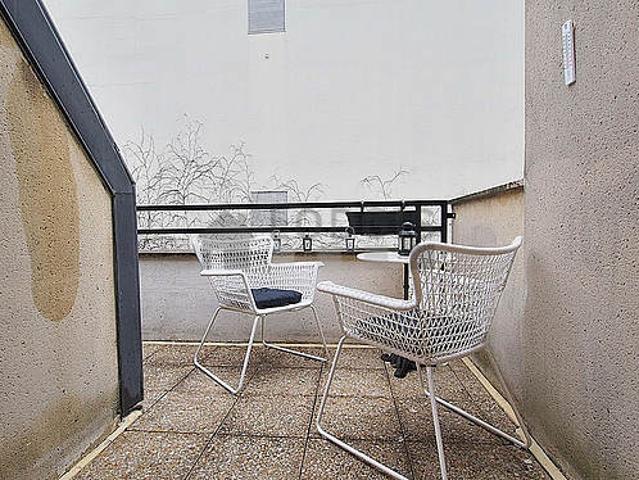 Studio meublé avec terrasse et ascenseur Place d'Italie Paris 13°