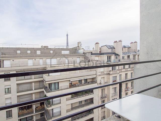 Studio meublé avec terrasse et ascenseur Trocadéro Paris 16°