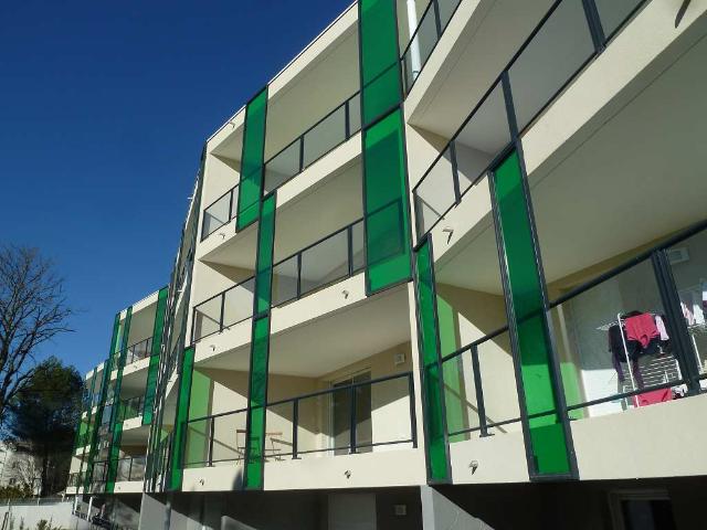 Studio meublé avec terrasse et parking