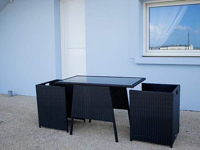 Studio meublé avec terrasse et place de parking en option Saint Côme De Fresne 14960