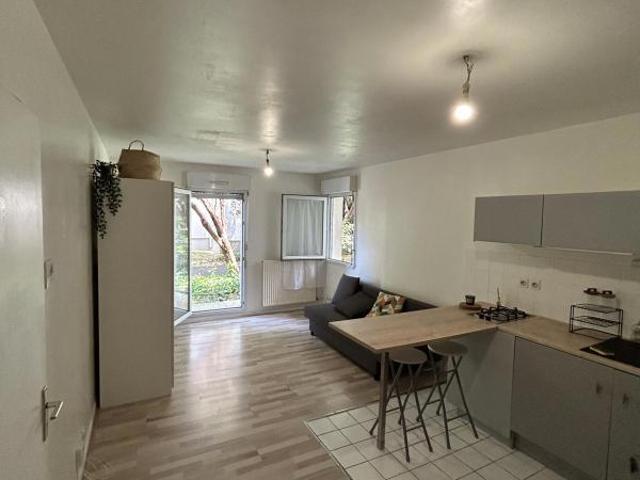 Studio meublé avec terrasse – Lumineux & fonctionnel – Rennes