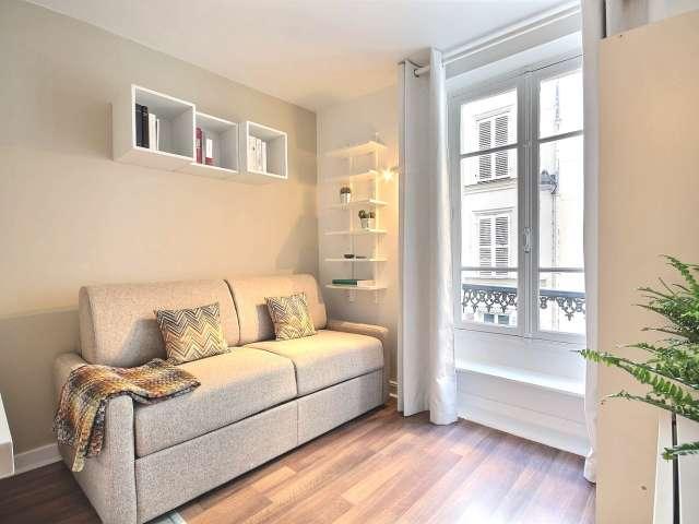 Studio meublé à louer 17 m² Tour Eiffel Paris