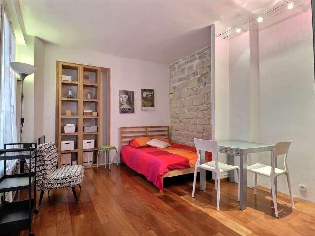 Studio meublé à louer 21 m² Tour Eiffel Paris