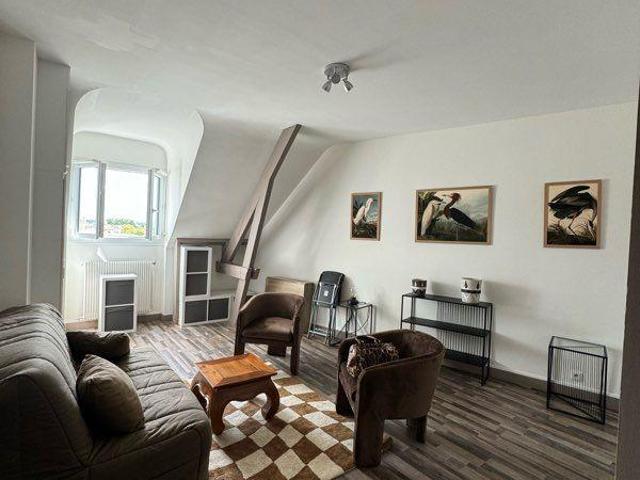 Studio meublé à louer