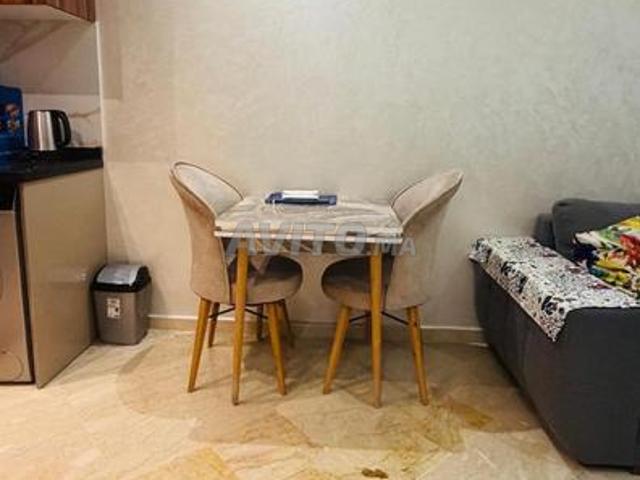 Studio meublé à louer 50 m² à Casablanca