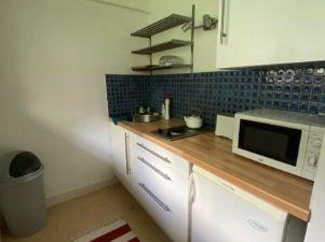 Studio meublé à louer