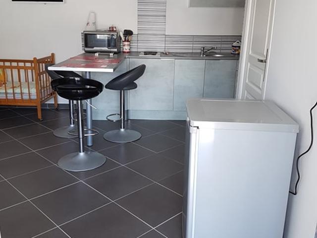 STUDIO MEUBLE A LOUER A BEAUMONT HAGUE