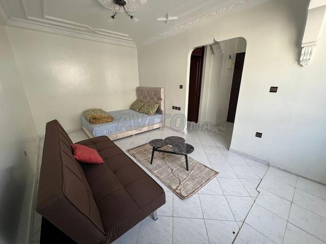 Studio meublé à louer à Kébibat