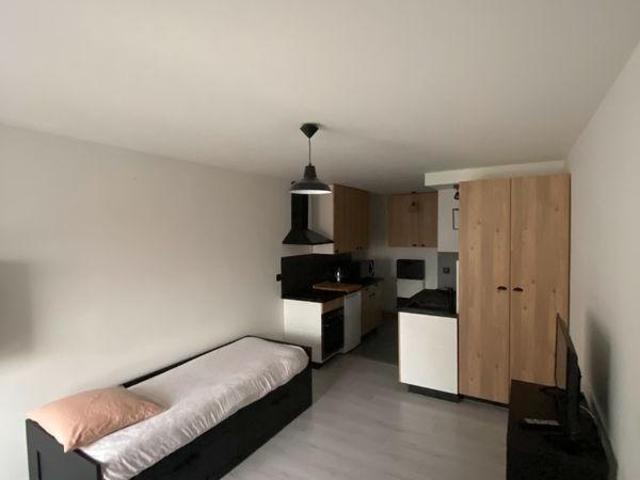 Studio meublé à louer Lyon 8è