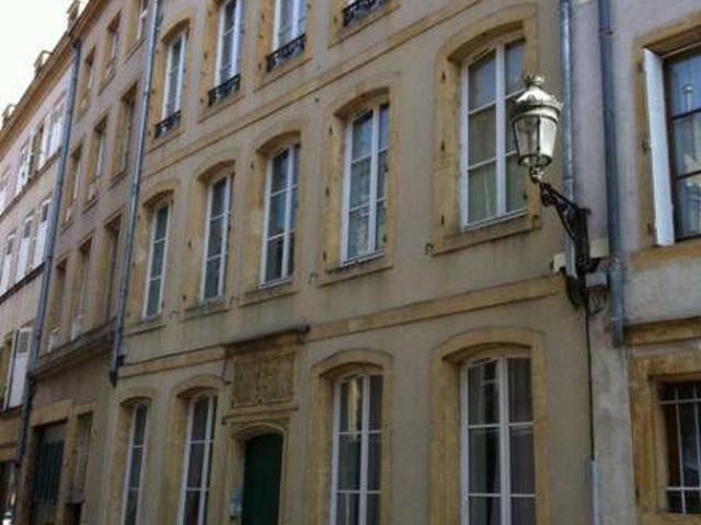 Studio meublé à louer sur Metz centre