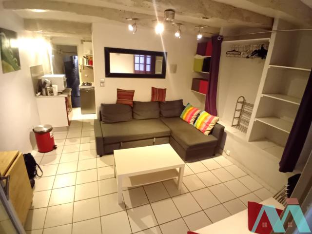 Studio meublé à Lorgues à la location 420 euros