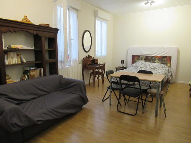 STUDIO MEUBLE A L'ANNEE LA ROCHELLE