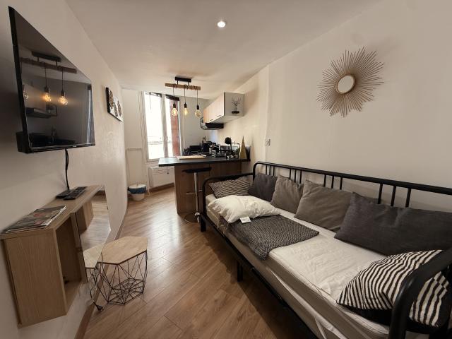 Studio meublé et rénové à vendre Aix en Provence à proximité des Thermes