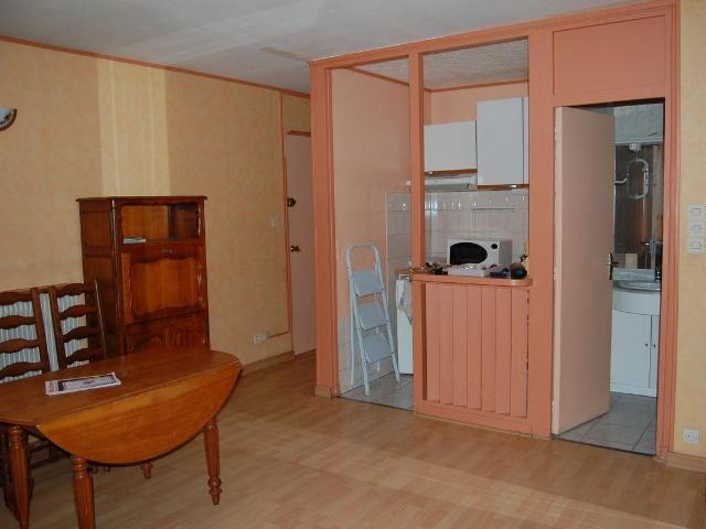 STUDIO MEUBLE A VILLE D’AVRAY 92 AVEC PARKING