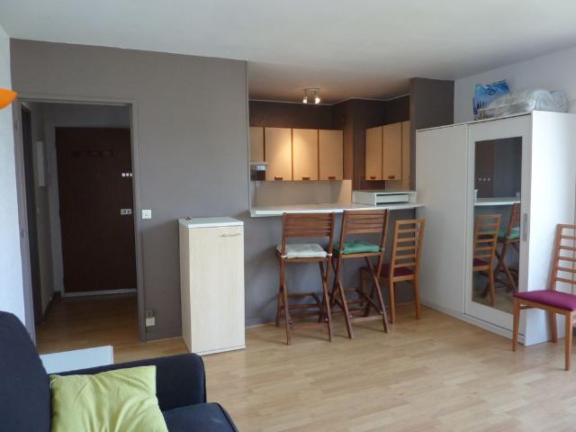 STUDIO MEUBLE BURES SUR YVETTE
