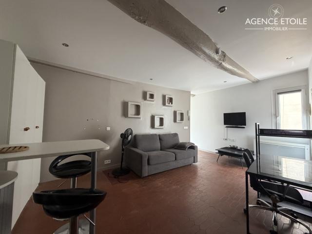 Studio meublé centre ville Aix en Pce