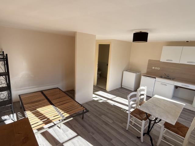 Studio meublé centre ville d'Espalion