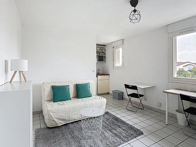 STUDIO MEUBLE CEZEAUX