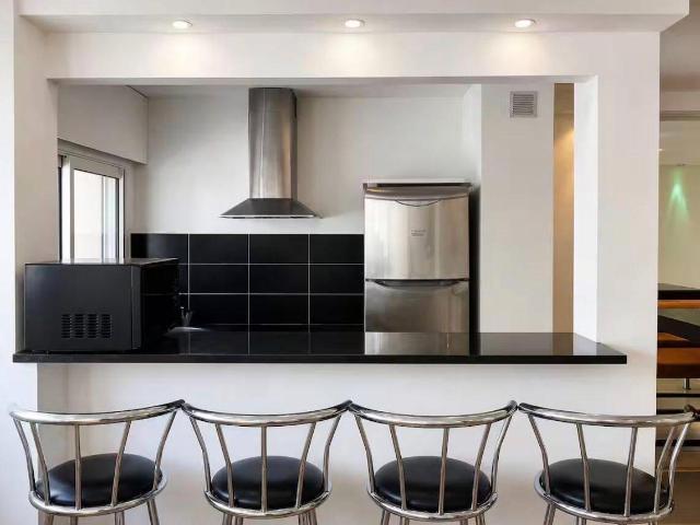 Studio meublé climatisé – Cannes centre