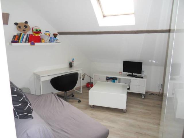 STUDIO MEUBLE COMPIEGNE PROCHE CENTRE VILLE UTC