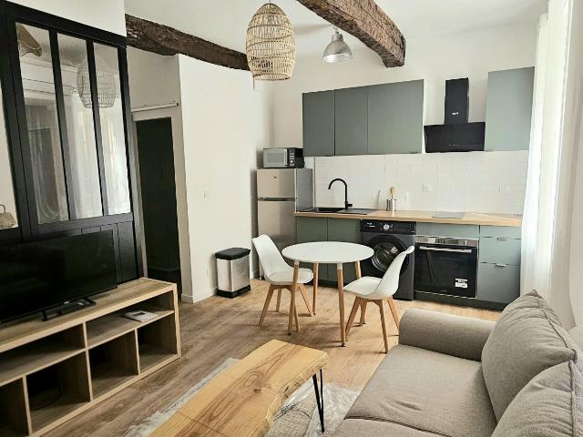 Studio meublé, cosy et climatisé à Flassans sur Issole