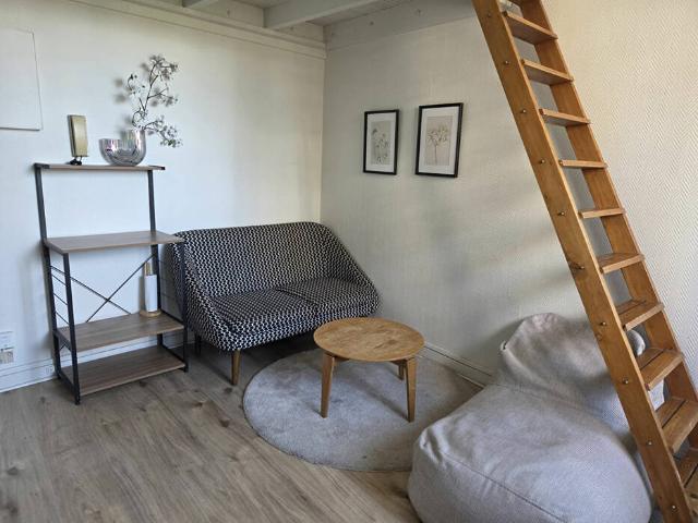 Studio meublé Courbevoie